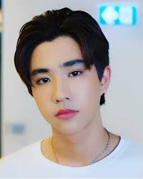 いいね 8件 コメント2件 わたあめ cotton320candy のinstagramアカウント 200213 perthのおでこは富士額なのです 富士額って美人の象徴と 言われてるよね まさにその通り 端正な顔立ちに 存在感のある眉 クッ 富士額 顔立ち わたあめ