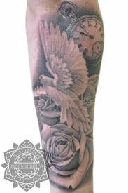 The idea behind half sleeve tattoos is that it can replace an actual sleeve from a shirt with its designs. Mens Half Arm Sleeve Tattoos Arm Tattoo Sites