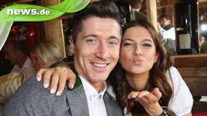 Hansi flick has resigned as the sporting director of germany's football association. Robert Lewandowski Privat Der Hahn Im Korb So Lebt Der Fussball Star Abseits Des Spielfeldes News De