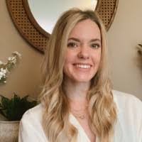 Ashley Lappe's Instagram, Twitter & Facebook