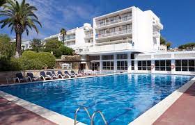 Located in palafrugell, hotel alga is in the city center and near the beach. Hotel Alga Ab 77 9 0 Bewertungen Fotos Preisvergleich Calella De Palafrugell Costa Brava Spanien Tripadvisor