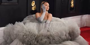 Wedding & party toys & entertainment art & collectibles craft supplies gifts & gift cards. Ariana Grande S Grammys Red Carpet Look Is Fit For A Princess