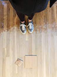 Water based polyurethane is more popular than oil based polyurethane, but why? White Oak Flooring Jessica Ford Design