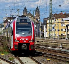 Check spelling or type a new query. Cfl 2306 Kommt Von Dusseldorf Uber Koln In Den Bahnhof Von Koblenz Eingefahren Nachdem Der Lokfuhrer Den Fuhrerstand Hellertal Startbilder De