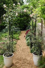 How to trellis plants and flowers. Diy Garden Arch Trellis Iron Twine