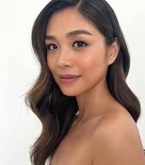 Henna artist for weddings and events