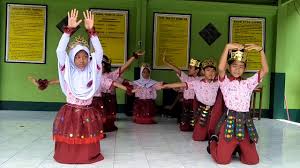 Khusus untuk tari jaipong, pola lantai. Pola Lantai Dalam Gerak Tari Kreasi Daerah Wellcome To Lisa S Blog