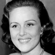 Pauline Shepherd's Instagram, Twitter & Facebook