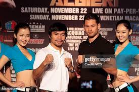 67 Welterweight Title Fight Manny Pacquiao Vs Chris Algieri Stock Photos,  High-Res Pictures, and Images