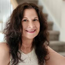 Deborah Rutherford (@deborahrutherford): "Thank you God for my lovely  publisher @Kimberly Phinney The Way Back Books. She sent me my manuscript  and my developmental edits are finished