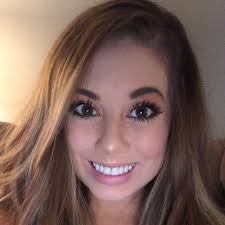 Kayla Baxter's Instagram, Twitter & Facebook