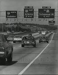 1977 Press Photo Alabama Interstate Highway 59 With Its Many Cars And Signs Interstate Highway Birmingham News Birmingham
