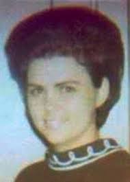 Gayle Behrens's Instagram, Twitter & Facebook