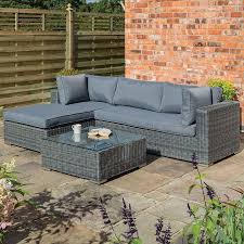 This Rattan Corner Sofa And Coffee Table Is A Beautifully Designed 2 Pie Weatherproof Outdoor Furniture Modern Outdoor Furniture Rattan Corner Garden Furniture