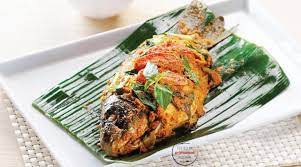 Memasak Pepes Ikan Mas Duri Lunak Memang Membutuhkan Waktu Yang Lama Namun Rasa Dan Hasil Nya Worth It Banget Try This Recipe B Memasak Cabai Rawit Kemangi