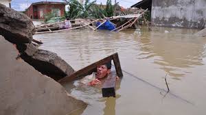 Image result for hình ảnh lũ lụt miền trung
