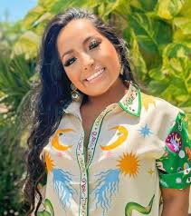 Wedding dress model available in Charleston