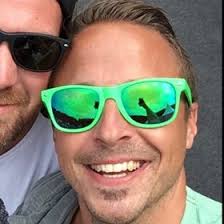 Daniel Arnell's Instagram, Twitter & Facebook