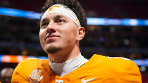 Joey Aguilar celebrates win in Tennessee football debut vs Syracuse