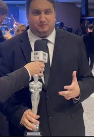 A MARCA DA EXCELÊNCIA: Empresário E CEO Da Hadassa Viagens, Jean Garcia,  Recebe Novo Prêmio Internacional | EVANGÉLICOS NEWS