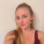 Linda Nalls's Instagram, Twitter & Facebook