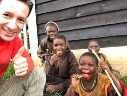 Le vittime sono l'ambasciatore italiano luca attanasio (43 anni), il carabiniere vittorio iacovacci (30 anni), che era nel convoglio con il. Premio Nassiriya Per La Pace A Luca Attanasio Ambasciatore Italiano In Congo La Repubblica