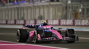 ¡Verstappen gana en Qatar y el Mundial de F1 se define en Abu Dhabi!