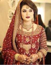 Barat Bride Wedding Makeup In 2019 Bridal Dresses Pakistani Asian Bridal Dresses Pakistani Bridal Hairstyles Pakistani Bridal Dresses