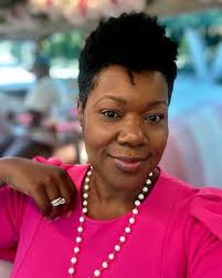 When the skin is skinning!! I swear I just drink water and try to mind the  business that pays me 😂