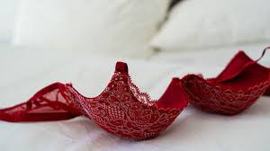 APU VAGY ANYU (2015).mp4, 16 éven aluliak számára nem aj, 2015, 85 perc -  Videa