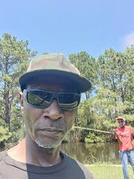 Can anyone I.D this little fishy