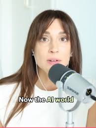 Are you navigating the waves of change in photography with grace or  resistance? 🌊 In the latest episode of the Workflows podcast, @scottwyden  gets up close with @vanessajoyphoto, a trailblazer with ...