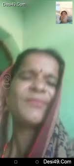 Aunty on video call - video 2 - ThisVid.com