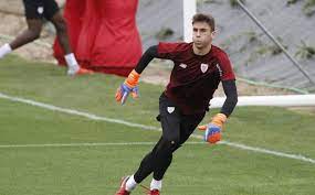 Unai simón (born 11 june 1997) is a spanish footballer who plays as a goalkeeper for spanish club athletic club de bilbao, and the spain national team. Unai Simon Solo Son Dos Partidos No He Hecho Nada Athletic El Correo