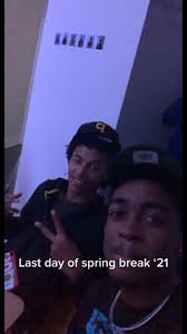 Ryan Holliman (@ryanholliman11)