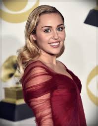 By admin feb 26, 2013. 15 Images Showing The Evolution Of Hair In Miley Cyrus