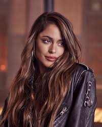 Search, discover and share your favorite tini stoessel gifs. Updates Tini Stoessel On Twitter Cool Hairstyles Celebrity Inspired Outfits Beauty