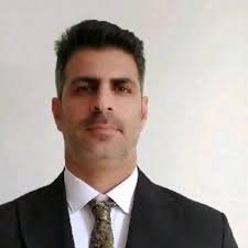 Der Grund für Mikromanagement ist nicht dein Team oder der Prozess … ▻  𝗗𝗲𝗿 𝗚𝗿𝘂𝗻𝗱 𝗶𝘀𝘁 𝗴𝗲𝗿𝗶𝗻𝗴𝗲  𝗩𝗲𝗿𝘁𝗿𝗮𝘂𝗲𝗻𝘀𝗳ä𝗵𝗶𝗴𝗸𝗲𝗶𝘁. Dahinter steckt keine böse Absicht,  sondern…