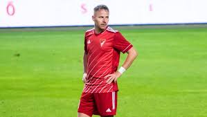 In the game fifa 21 his overall rating is 76. Dzsudzsak Balazs Lett A Debrecen Csapatkapitanya Rangado