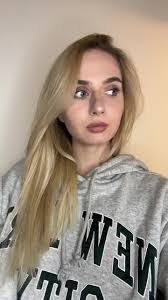 Stacy Swan's Instagram, Twitter & Facebook