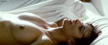 Penelope Cruz - Broken Embraces (2009) - Celebs Roulette Tube