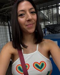 Bonnie Sue Lovelace（@bonniesuelovelace） • Threads，暢所欲言