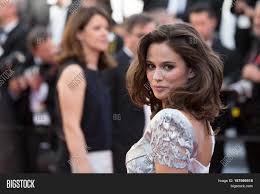 The film stars popular french tv stars rayane bensetti, lucie lucas, cécile rebboah & xavier robic. Lucie Lucas 120 Beats Image Photo Free Trial Bigstock