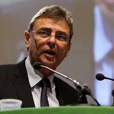 Unison's Dave Prentis: Ed Miliband offers 'no hope' to low paid workers