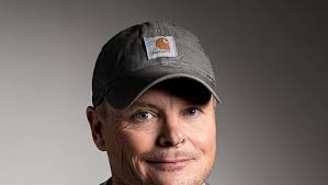 The Right Fight: How to Live a Loving Life: John Kennedy Vaughan:  9781612542959: Amazon.com: Books