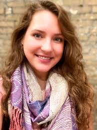 Elizabeth Duque's Instagram, Twitter & Facebook