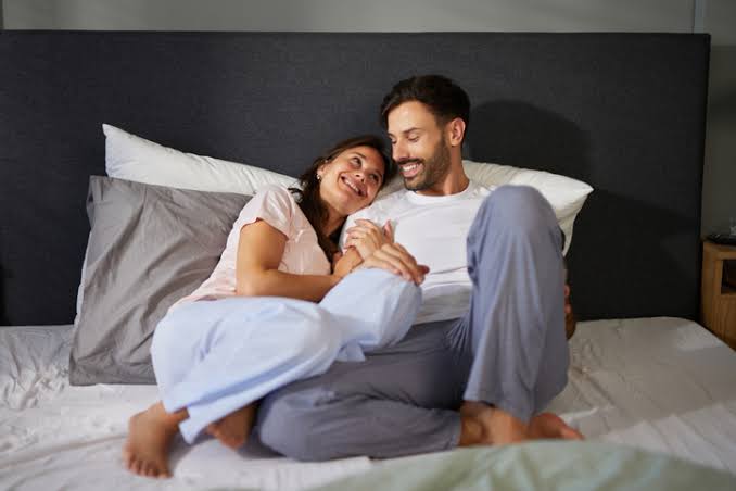 Small Nighttime Rituals That Help Busy Parents Feel More Like a Couple  Again - The Good Men Project
