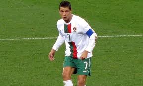 En marquant 5 buts (et une passe décisive), cr7 réalise le 2ème quintuplé de sa carrière, et devient le meilleur buteur de l'histoire du real en liga avec 230 buts. Les 10 Meilleurs Buteurs De L Histoire Du Football Top 10