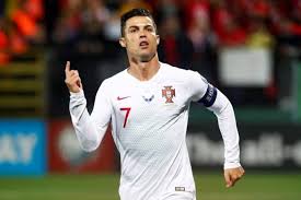 لعشاق النجم البرتغالي كريستيانو رونالدو ننشر لكم اليوم البوم. Portugal S Cristiano Ronaldo Scores His 11th Euro Goal Beating Previous Record Daily News Egypt
