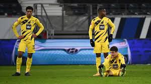 Heute wollen wir siegen, wir gehen mächtig ran. Bvb Borussia Dortmund Vs Vfb Stuttgart Live Im Tv Und Livestream Sehen Die Ubertragung Der Bundesliga Heute Dazn News Deutschland